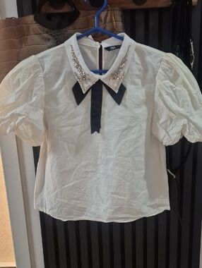 Zara White Puff Sleeve Blouse with Jeweled Collar and Black Bow